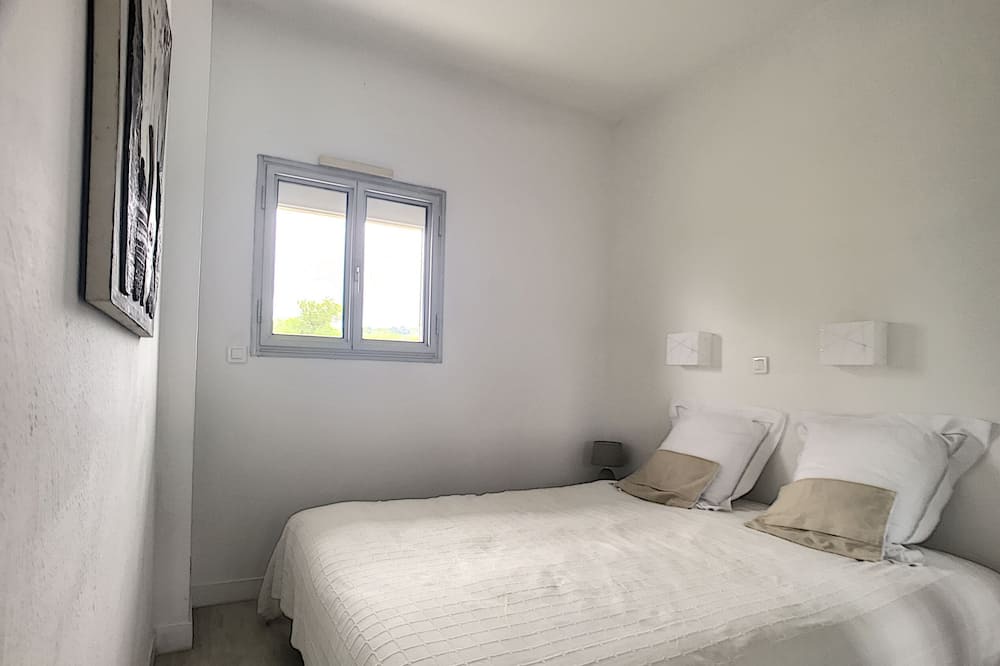 Photo of Bedroom in Villeneuve Loubet Beach