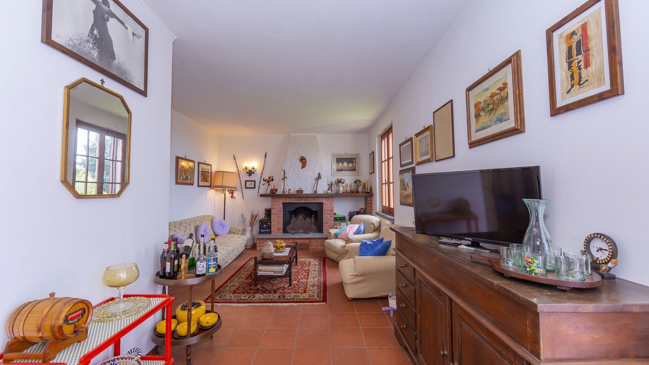 Photo of Livingroom in Corsanico-Bargecchia