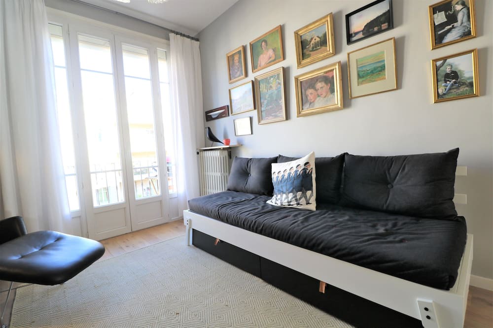 Photo of Livingroom in Liberation
