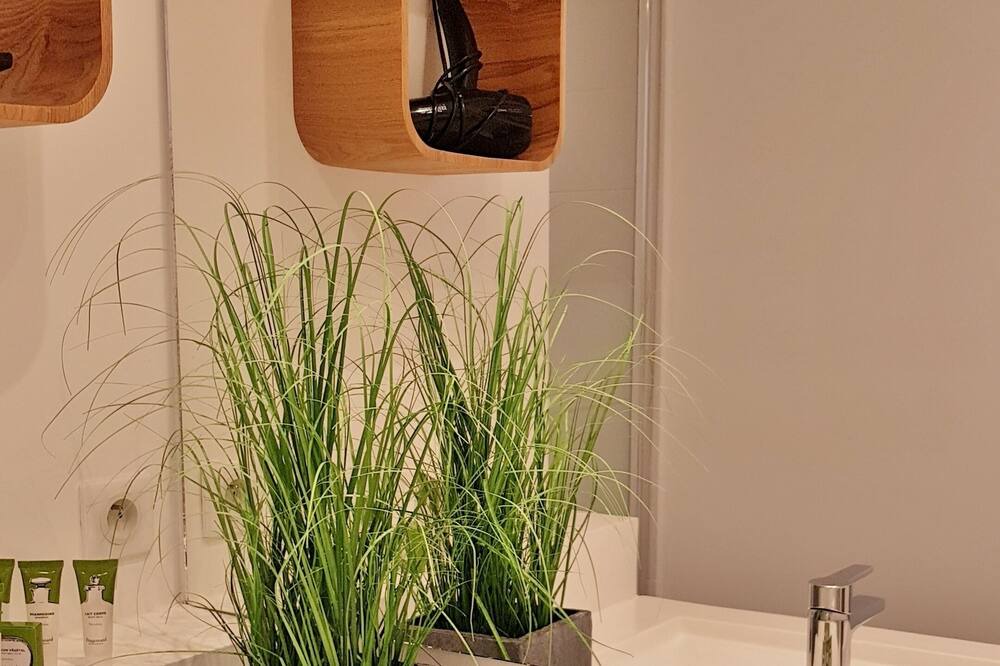 Photo of Bathroom in Golfe Juan