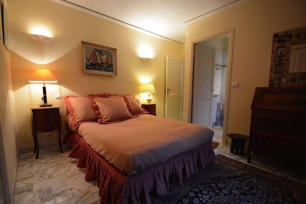 Photo of Bedroom in Saint-Paul-de-Vence