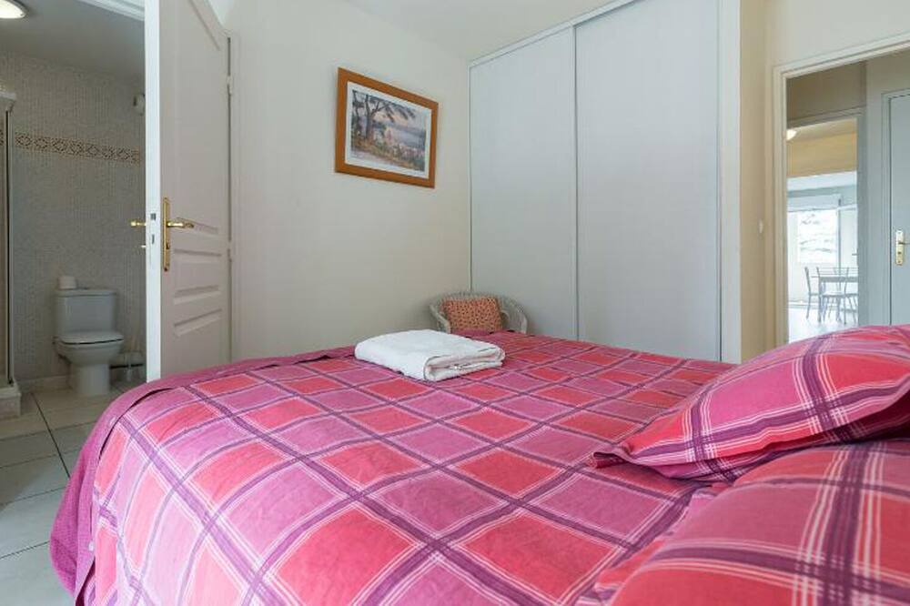 Photo of Bedroom in Riou - Petit Juas - Av de Grasse
