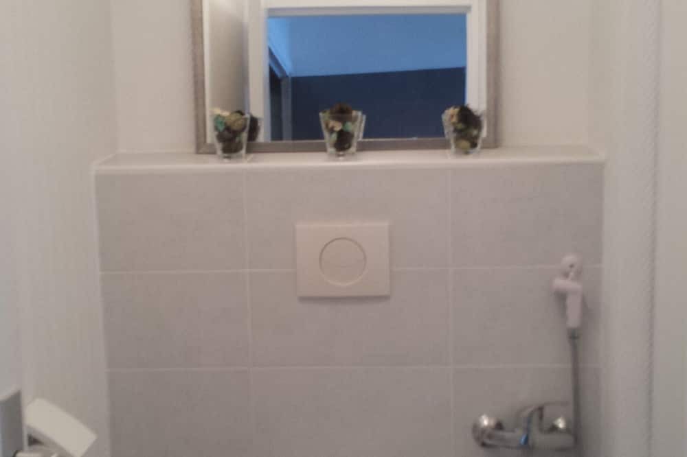Photo of Bathroom in Cannes La Bocca
