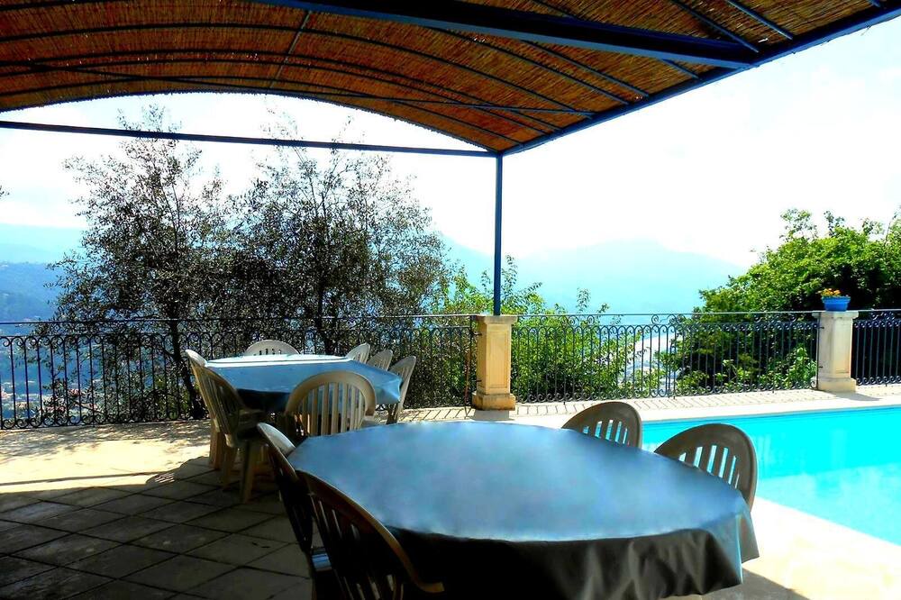 Photo of Patio Balcony in Le Broc
