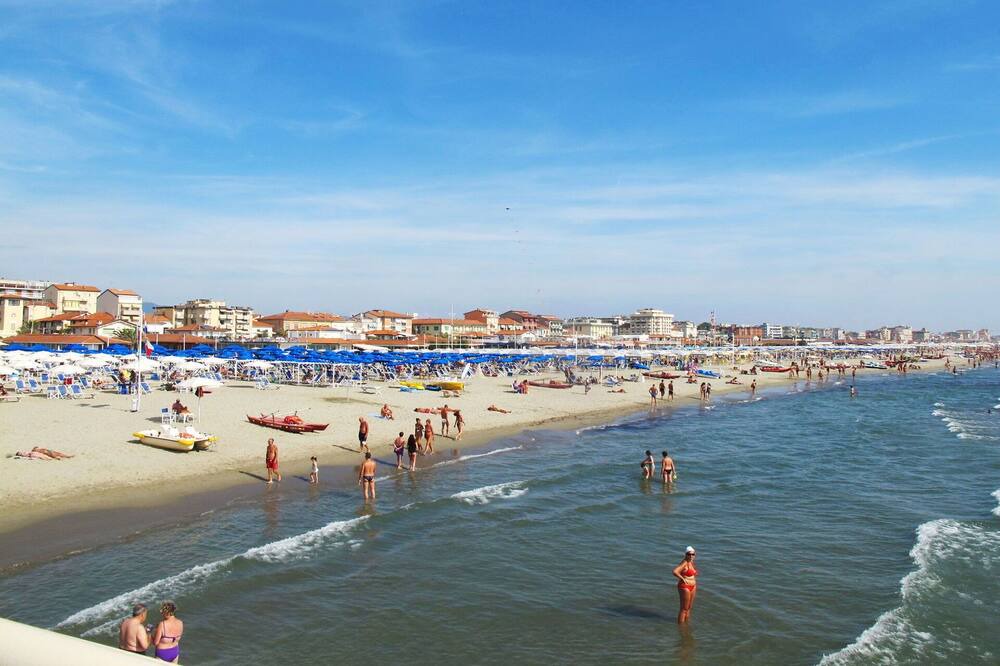 Photo of Bedroom in Lido di Camaiore
