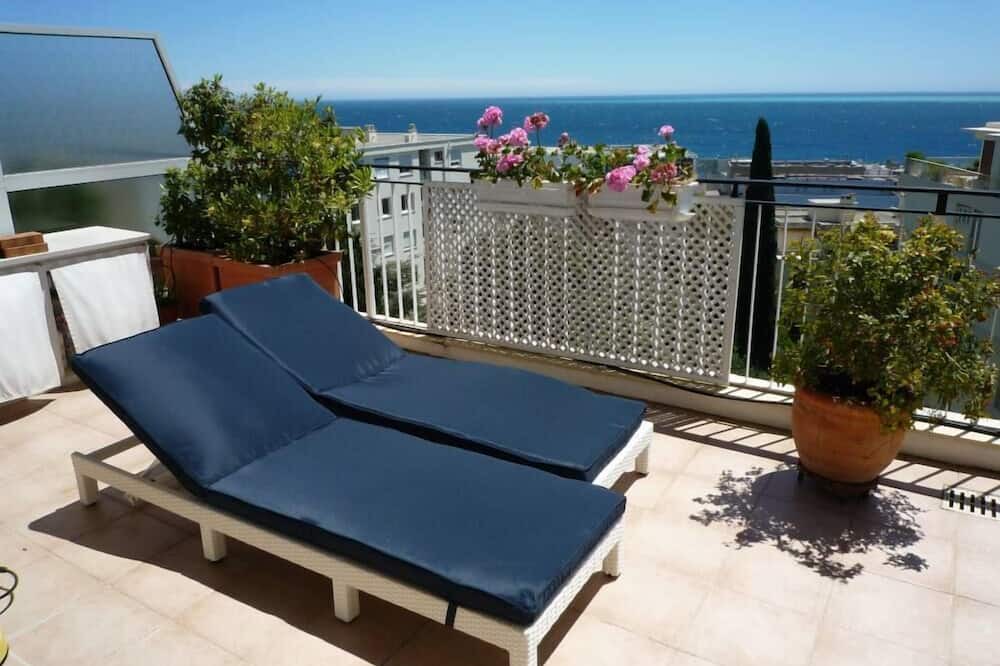 Photo of Patio Balcony in La Madeleine