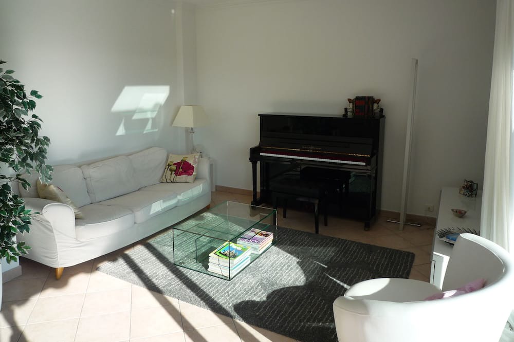 Photo of Livingroom in La Madeleine