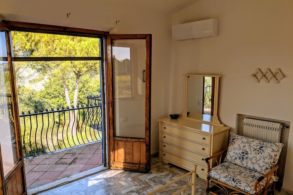 Photo of Bedroom in Colle di Val d'Elsa