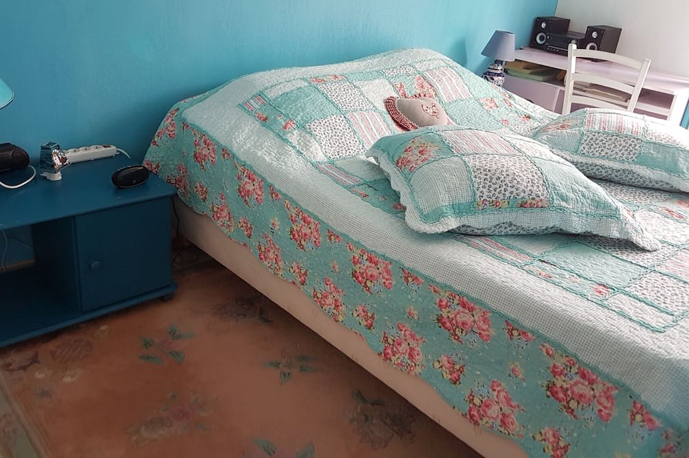 Photo of Bedroom in Saint-Andre-de-la-Roche