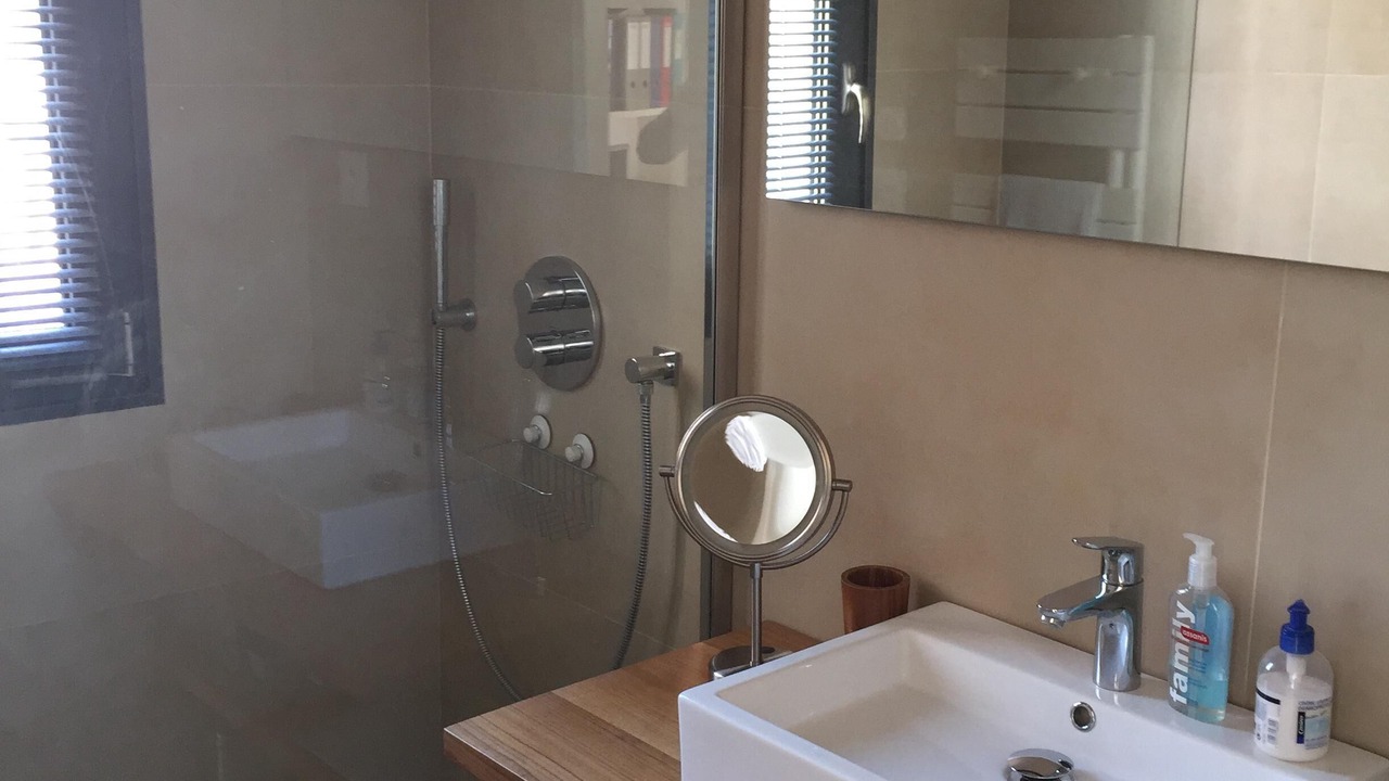 Photo of Bathroom in Carnot