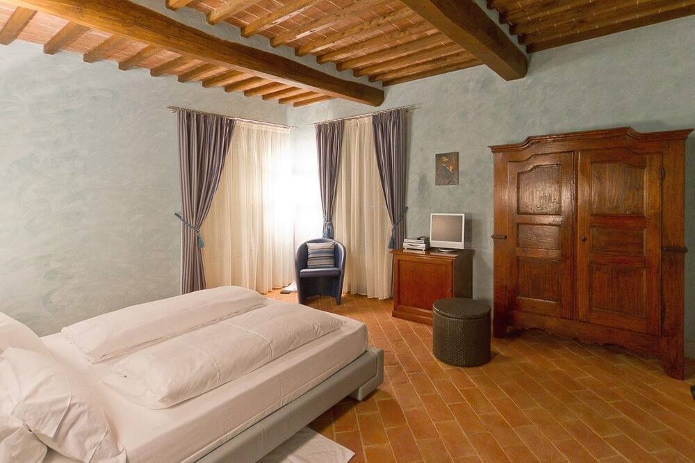 Photo of Bedroom in Castelnuovo Berardenga