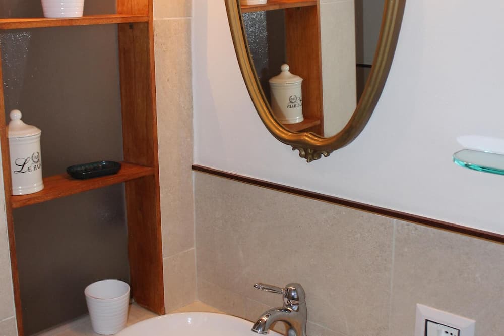 Photo of Bathroom in Tirrenia