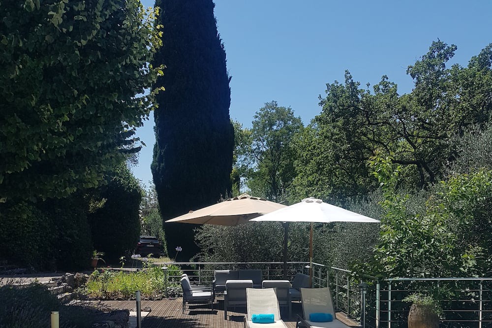 Photo of Outdoor in Saint-Jacques