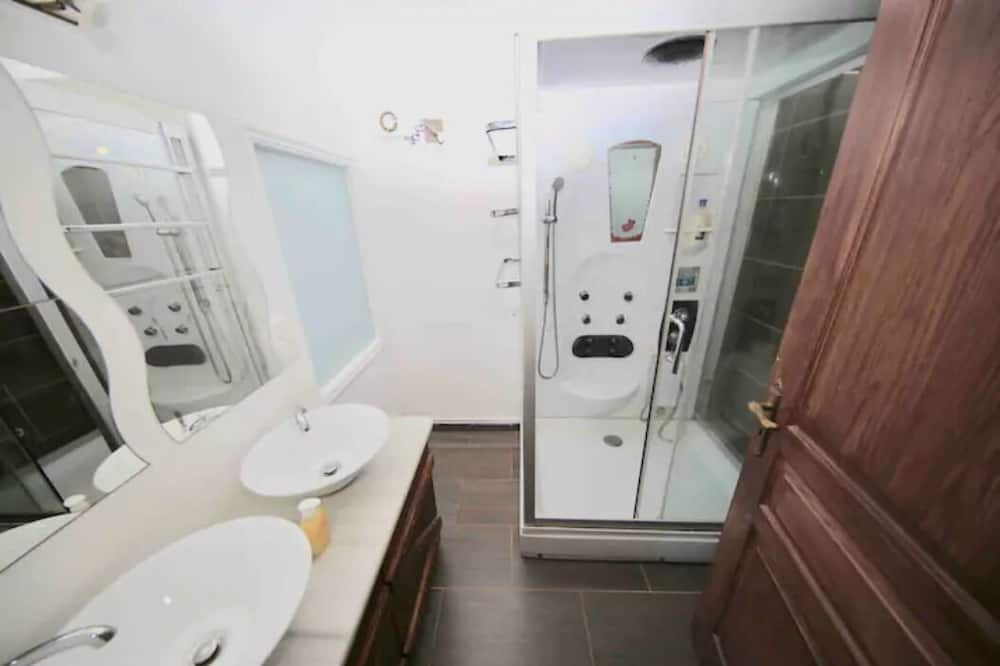 Photo of Bathroom in Perivolos