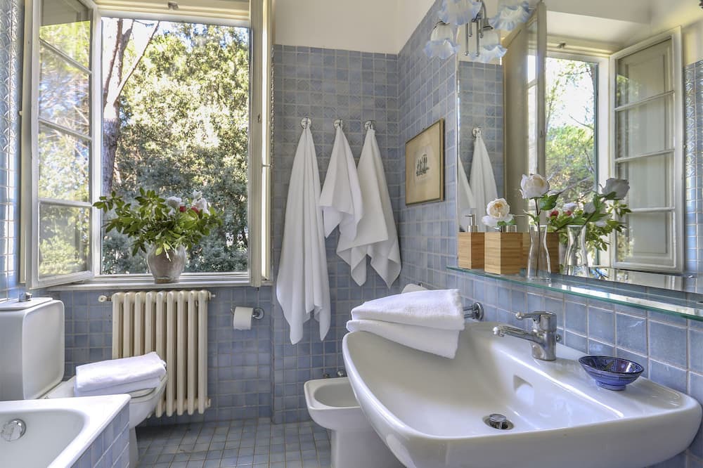 Photo of Bathroom in Fauglia