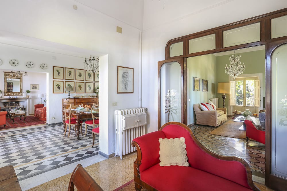 Photo of Livingroom in Fauglia