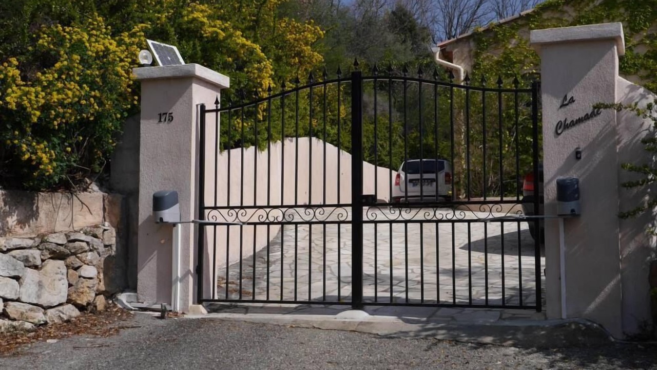 Photo of Outdoor in Gattieres