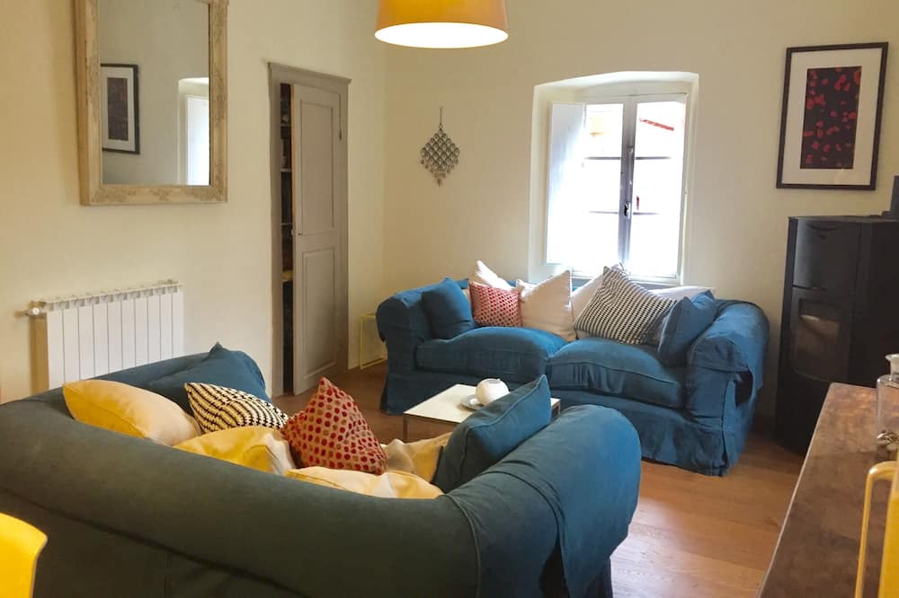 Photo of Livingroom in Comano