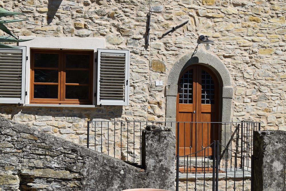 Photo of Outdoor in Licciana Nardi