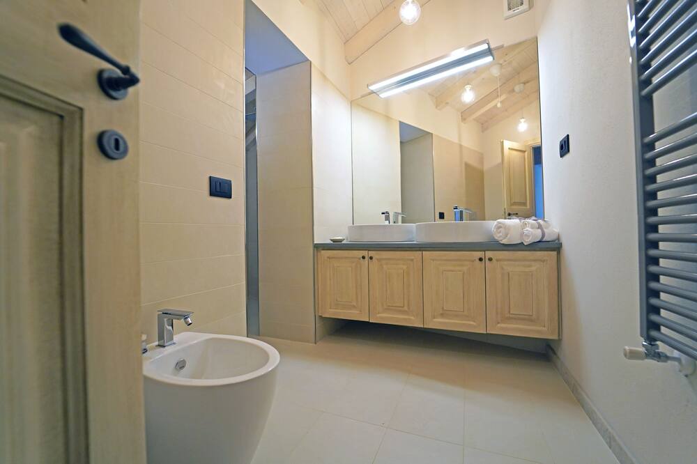 Photo of Bathroom in Licciana Nardi