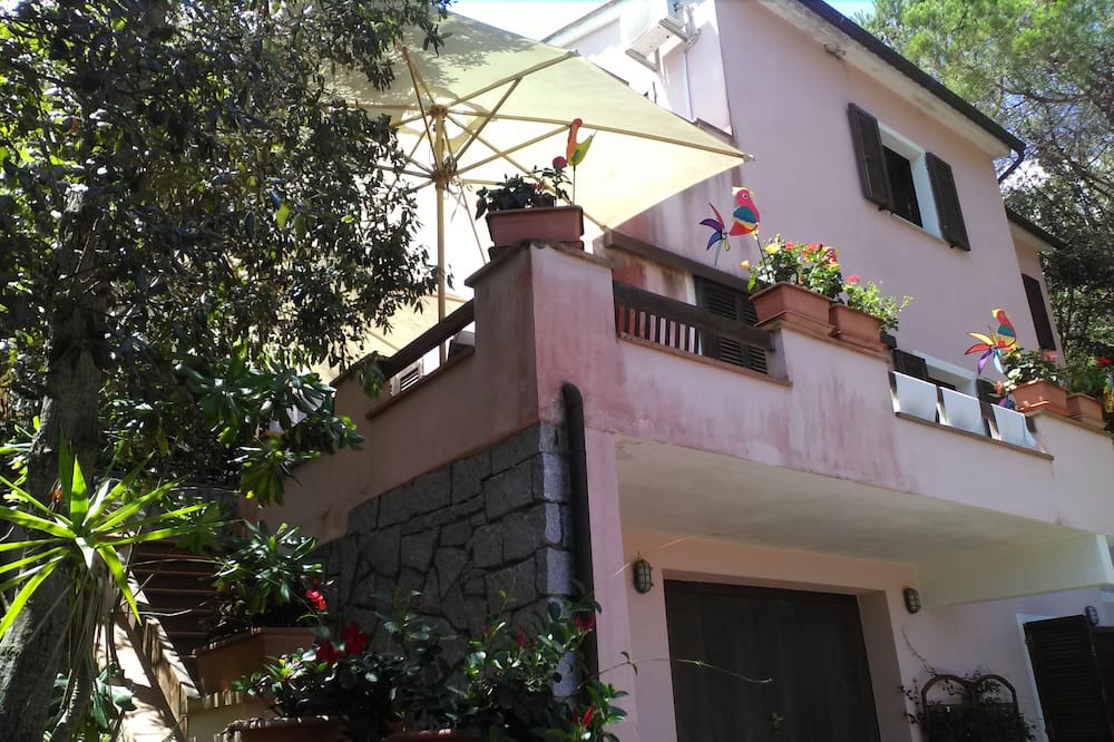 Photo of Outdoor in Procchio