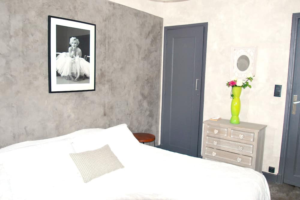 Photo of Bedroom in Cannes