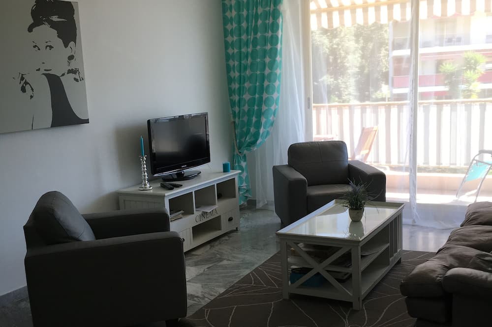 Photo of Livingroom in Fabron