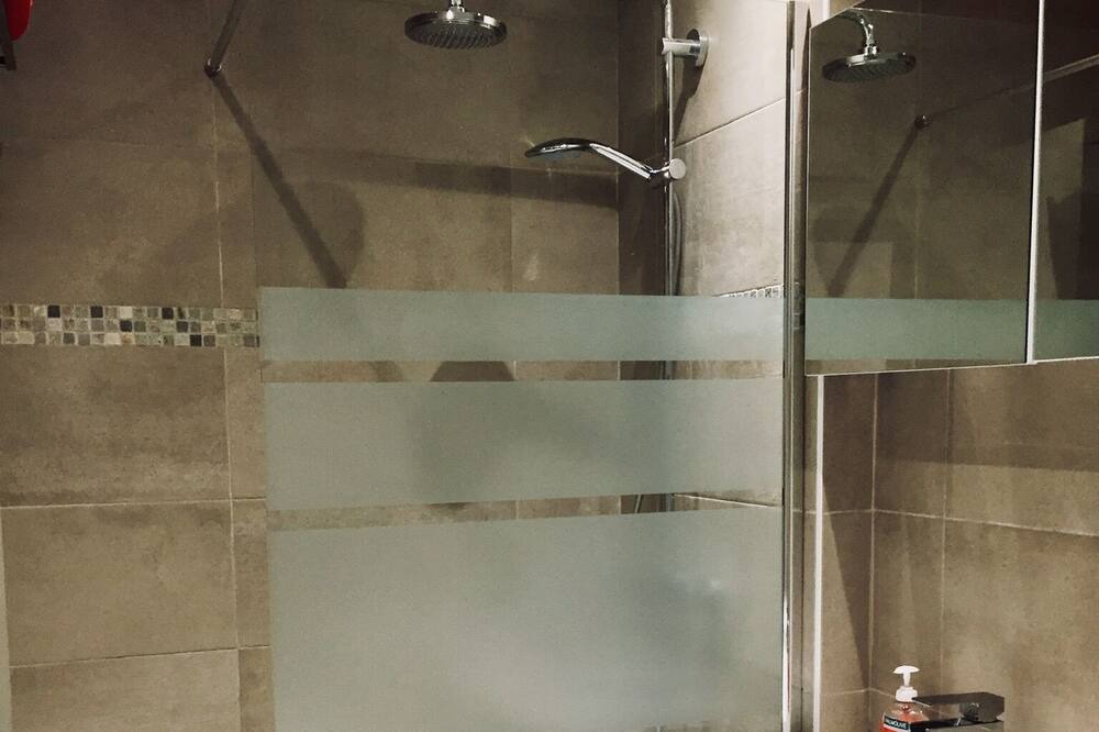 Photo of Bathroom in Saint-Aygulf