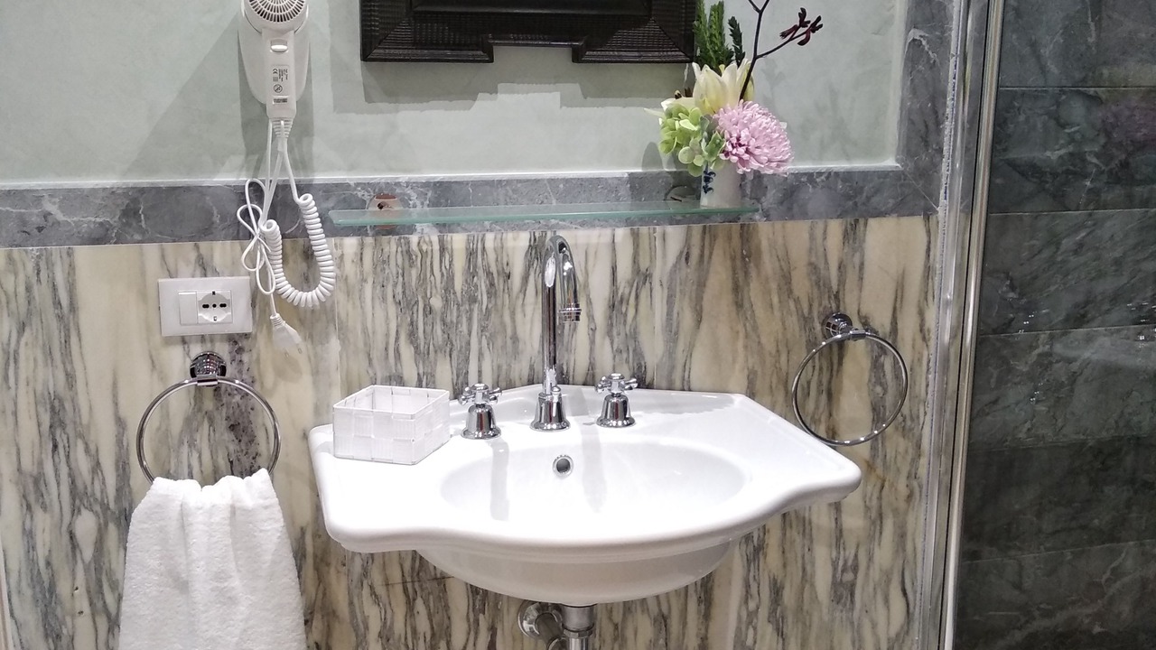 Photo of Bathroom in Carrara