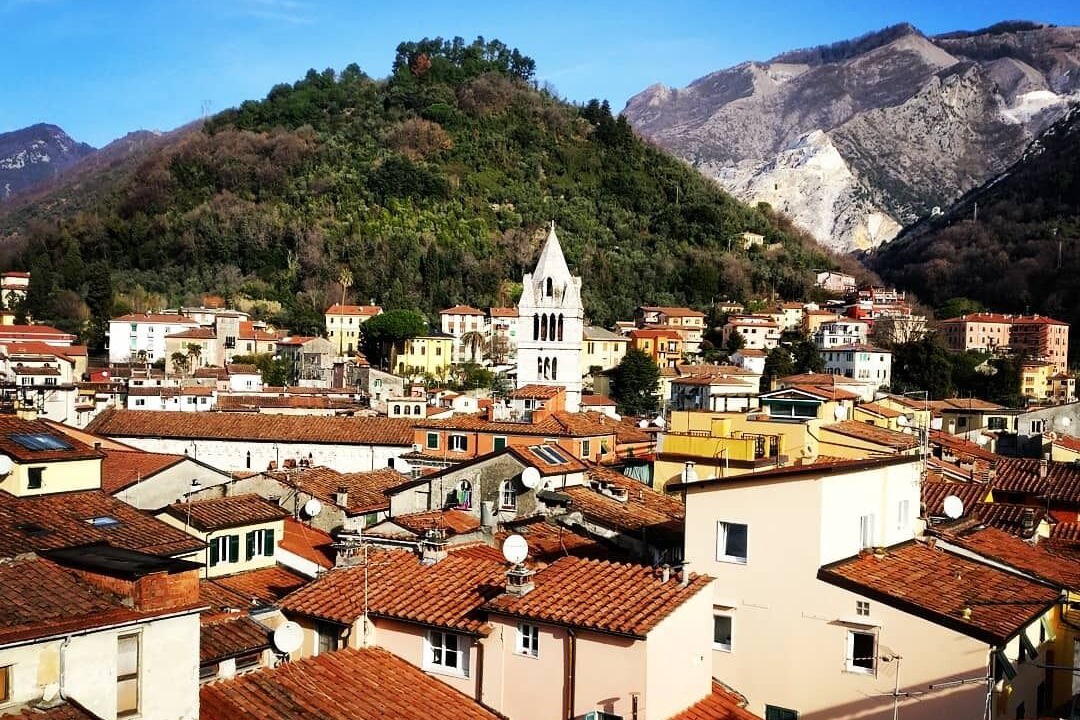 Photo of Others in Carrara