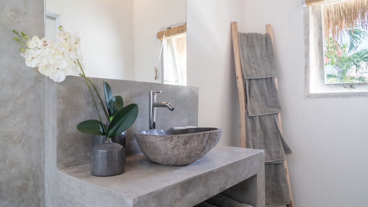 Photo of Bathroom in Petitenget