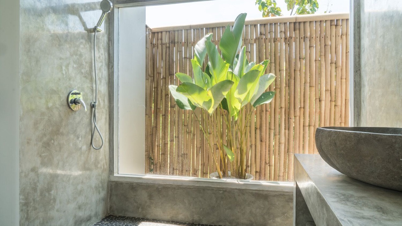 Photo of Bathroom in Petitenget