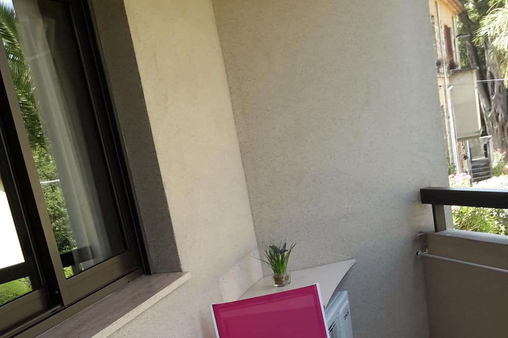 Photo of Patio Balcony in Mandelieu-la-Napoule Beach