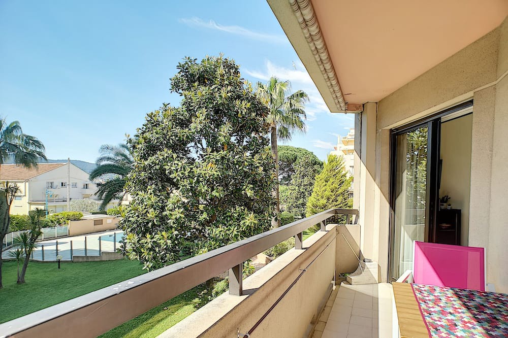 Photo of Patio Balcony in Mandelieu-la-Napoule Beach
