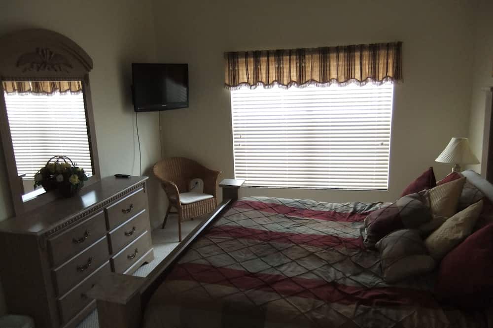 Photo of Bedroom in Eagle Pointe South