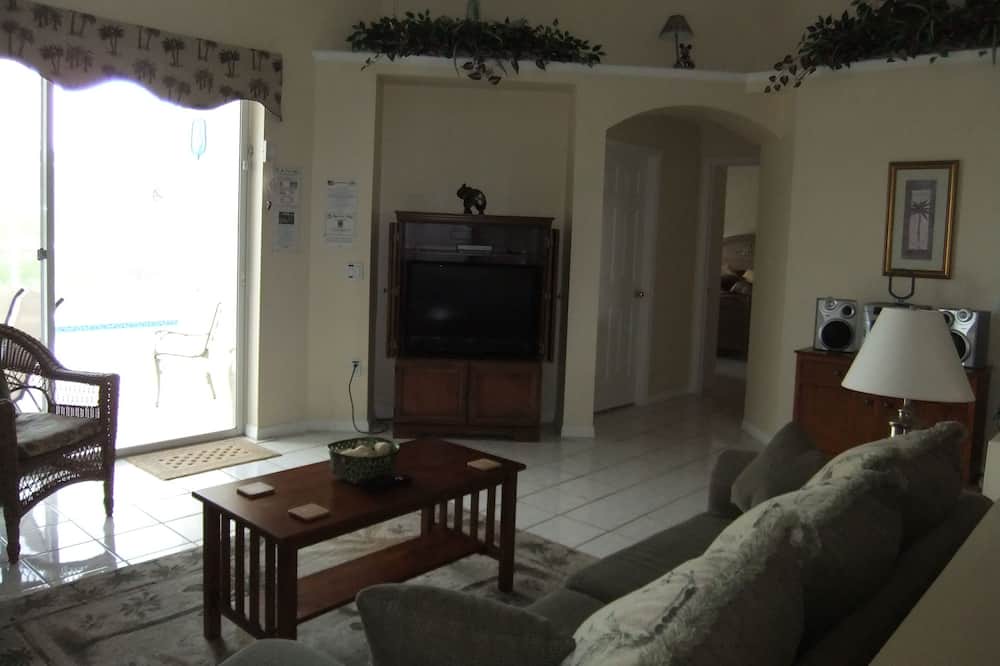 Photo of Outdoor in Eagle Pointe South