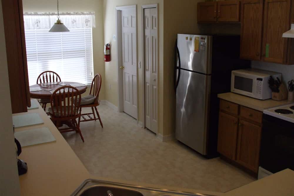 Photo of Bedroom in Eagle Pointe South