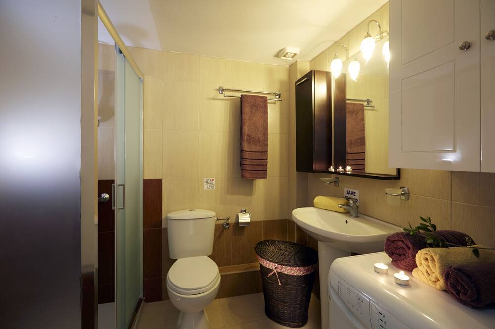 Photo of Bathroom in Monolithos