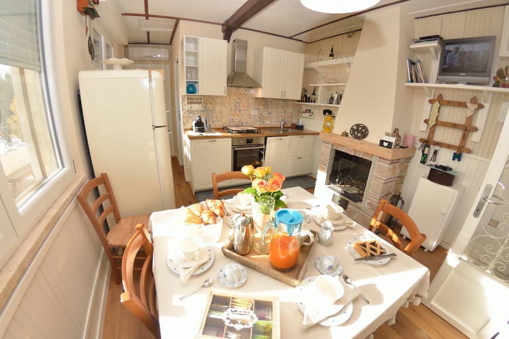 Photo of Bedroom in Massarosa
