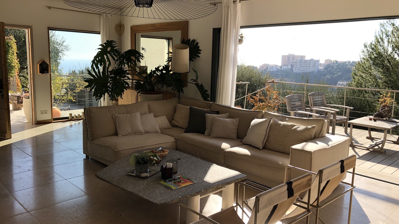 Photo of Livingroom in Saint Pierre de Feric
