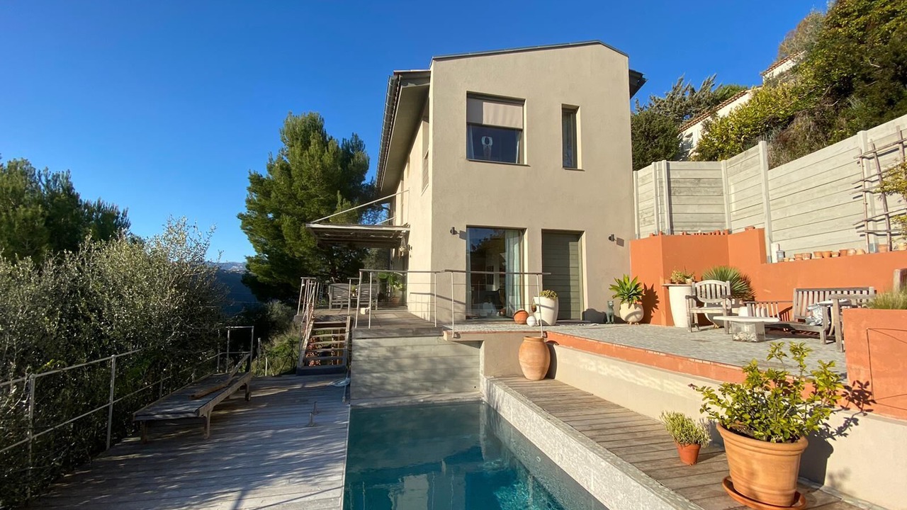 Photo of Outdoor in Saint Pierre de Feric