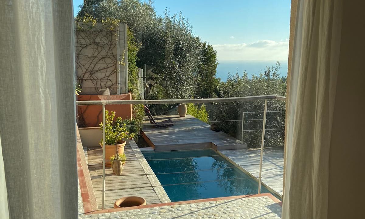 Photo of Outdoor in Saint Pierre de Feric