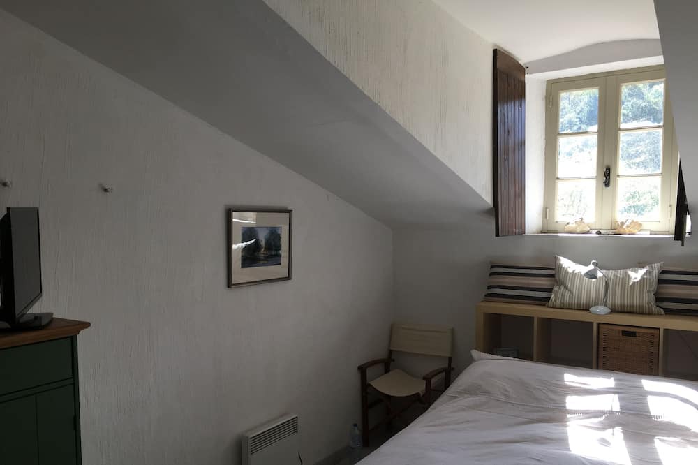 Photo of Bedroom in La Garde-Freinet