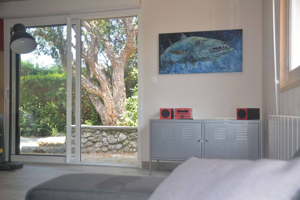 Photo of Bedroom in Saint-Aygulf