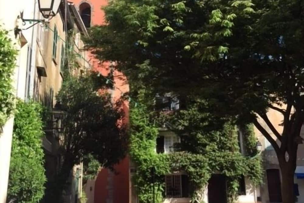 Photo of Outdoor in Saint-Tropez