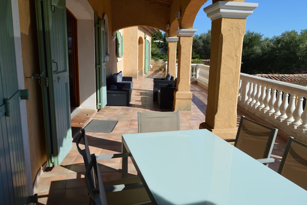 Photo of Patio Balcony in Prado - Republique