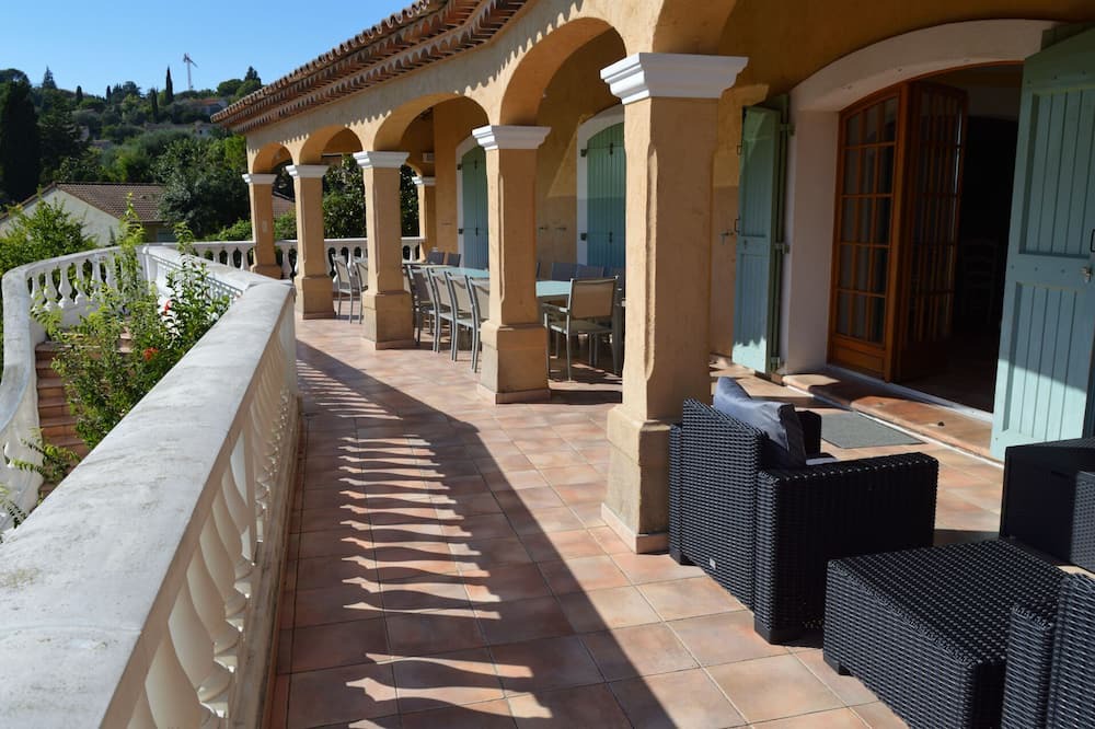 Photo of Patio Balcony in Prado - Republique