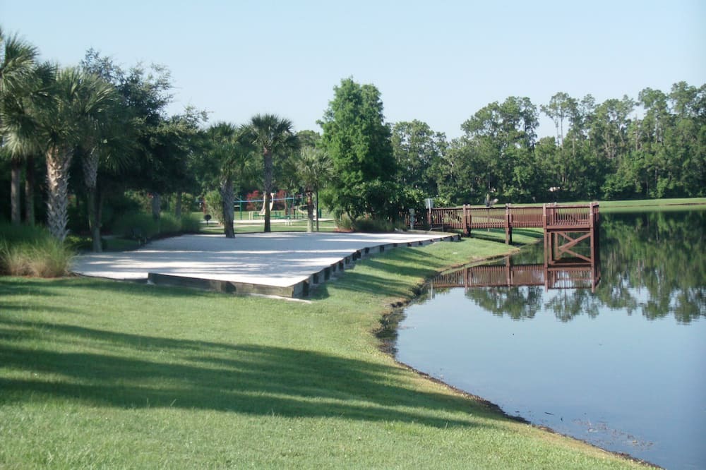Photo of Outdoor in Lake Berkley