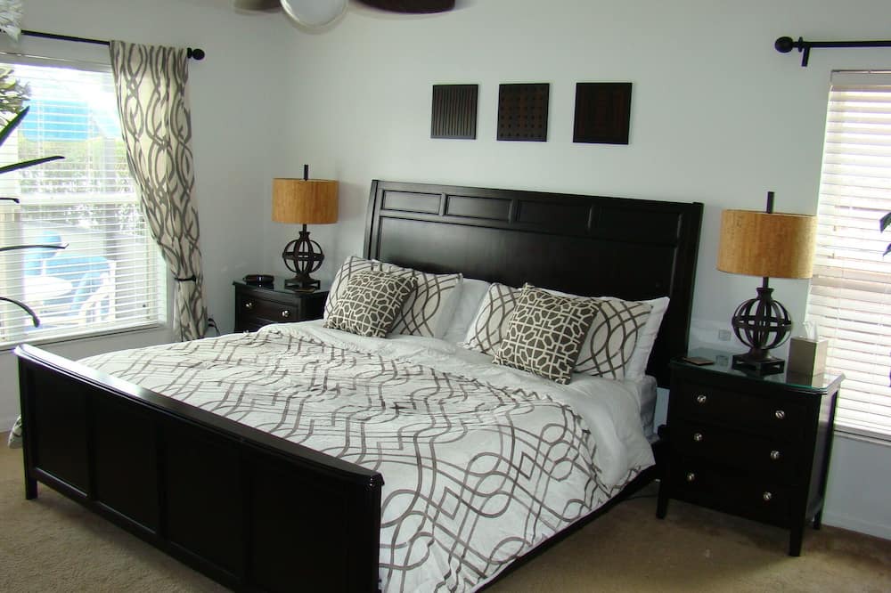 Photo of Bedroom in Lake Berkley
