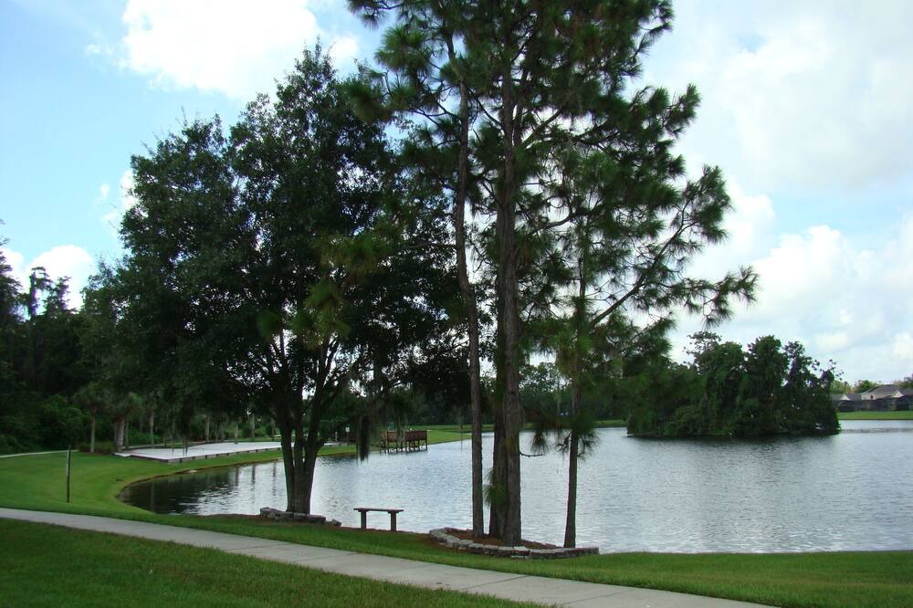 Photo of Outdoor in Lake Berkley